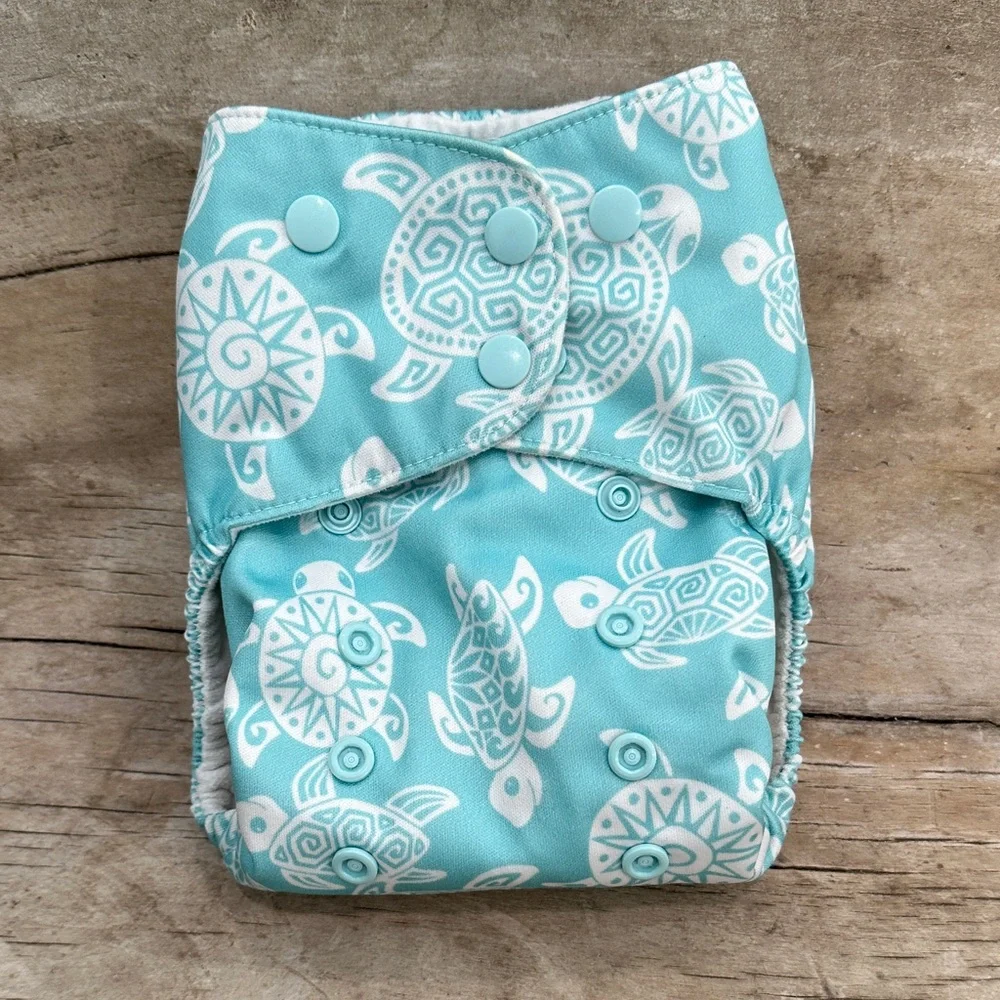 Lalabye Baby, one size cloth diapers reusable. one print only. *USED*